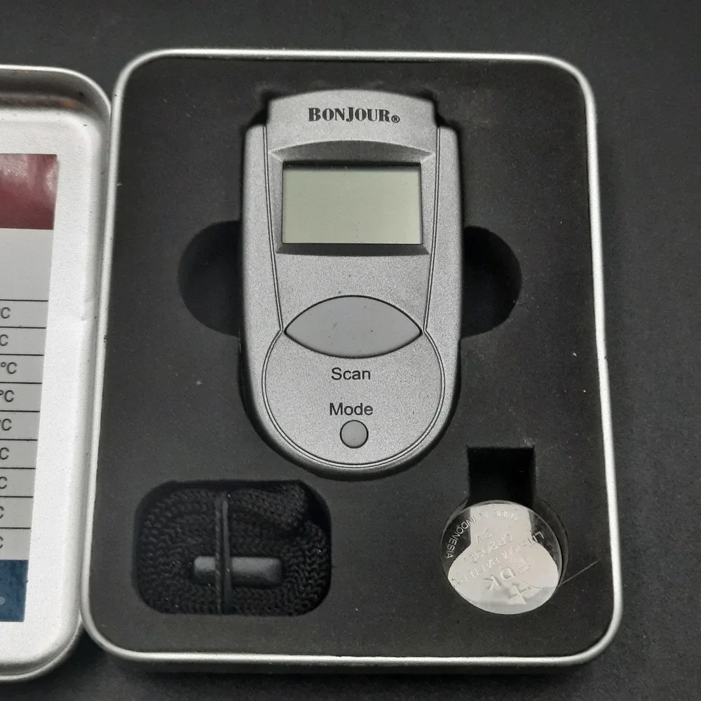 Bonjour Wine Thermometer Kit in‎ Metal Case with Temperature Guide